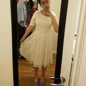 white lace dress